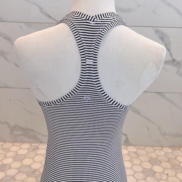 ❌CLEARANCE Lululemon Cool Racerback II Black White Striped Racerback Tank Top 4 - Picture 4 of 12